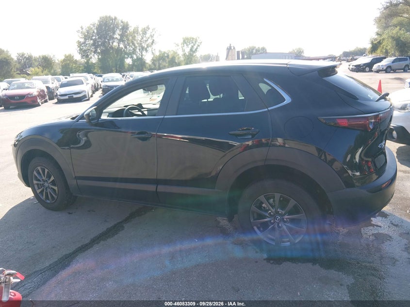 MAZDA CX-30 - zdjęcie 14