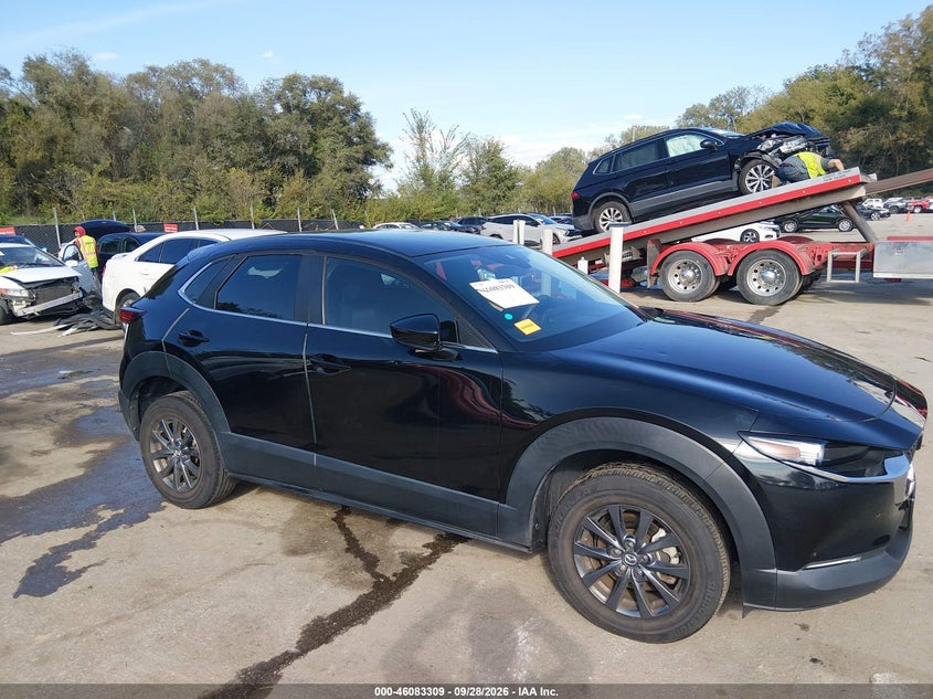 MAZDA CX-30 - zdjęcie 6