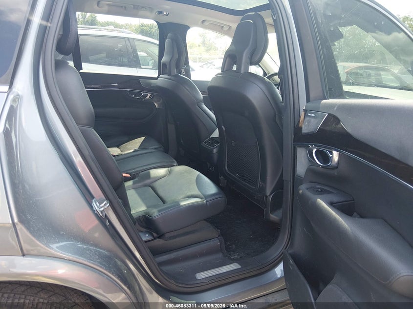 2016 VOLVO XC90 auction photo 8