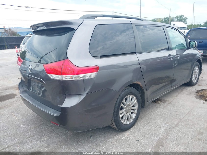 Vin: 5tdyk3dcxbs118754, lot: 46583087, toyota sienna xle v6 20114