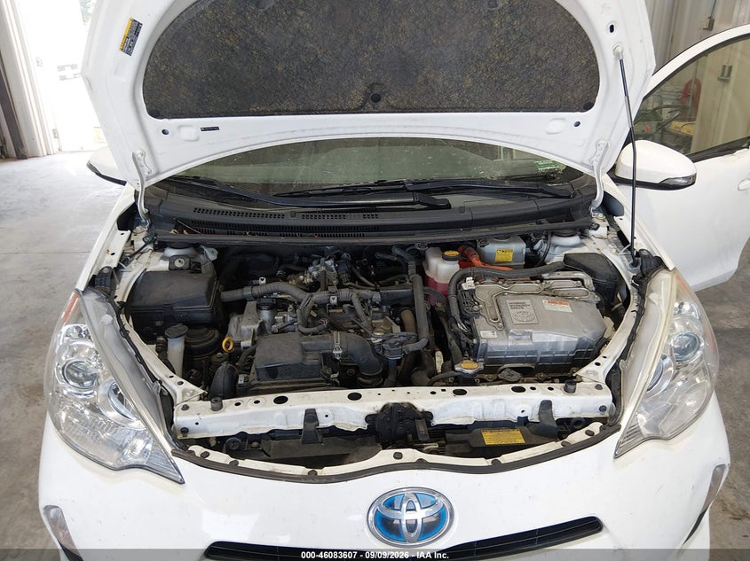 2014 TOYOTA PRIUS C HATCHBACK 1.5L I-4 DOHC, VVT, REGULAR , 73HP