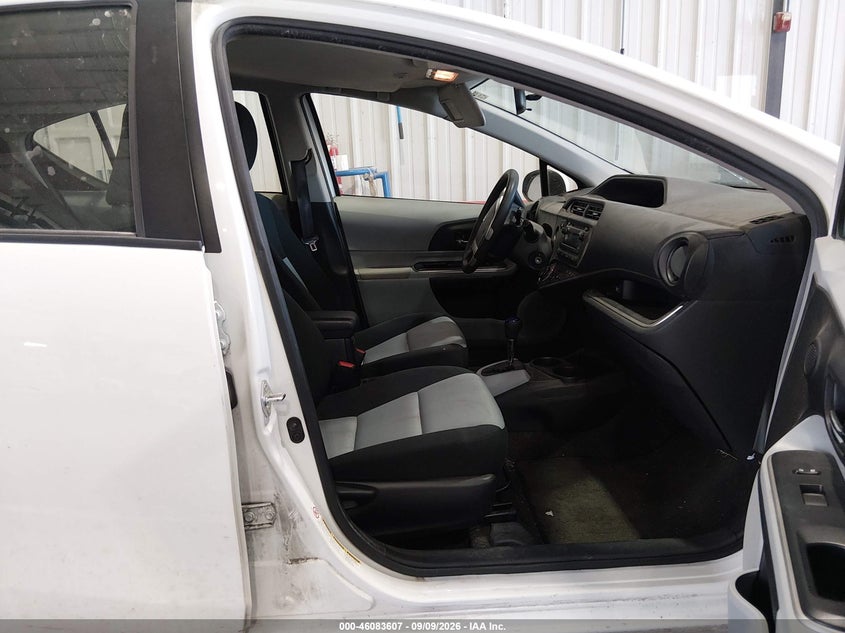 2014 TOYOTA PRIUS C HATCHBACK 1.5L I-4 DOHC, VVT, REGULAR , 73HP