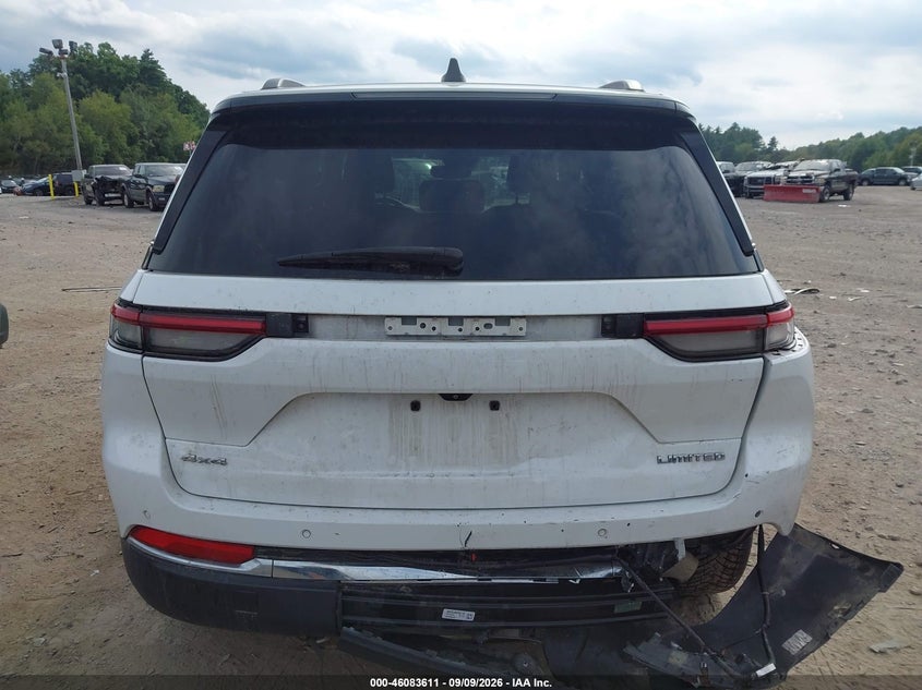 JEEP GRAND CHEROKEE - zdjęcie 16