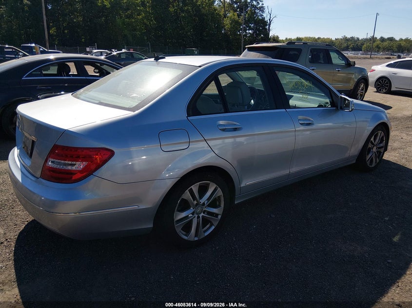2013 MERCEDES-BENZ C 250 auction photo 4