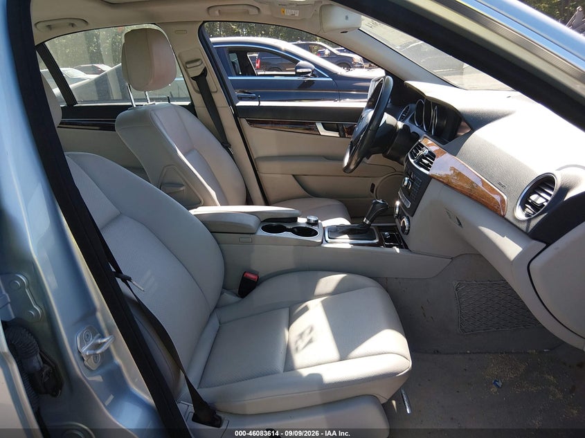 2013 MERCEDES-BENZ C 250 auction photo 5