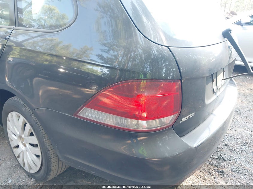 2011 VOLKSWAGEN JETTA SPORTWAGEN auction photo 6