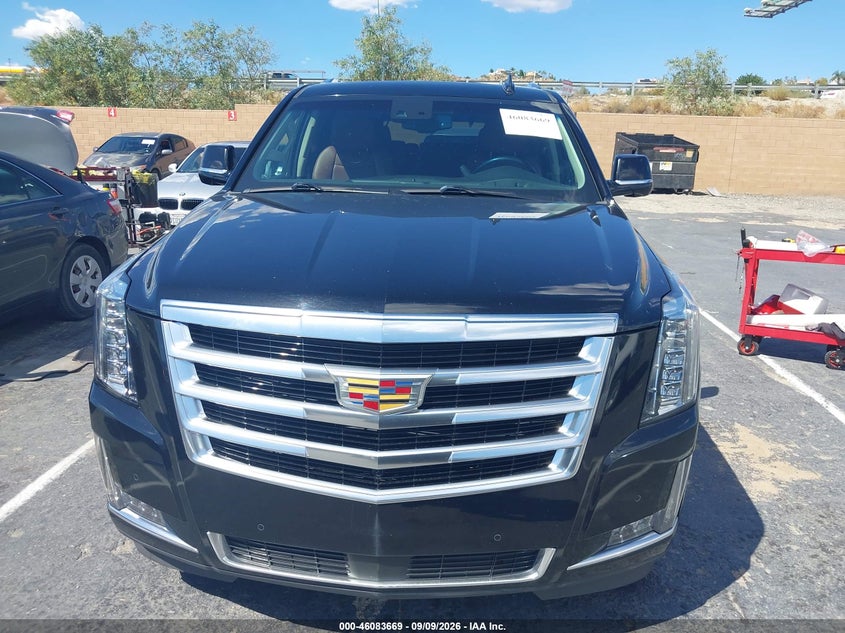 2015 CADILLAC ESCALADE auction photo 6