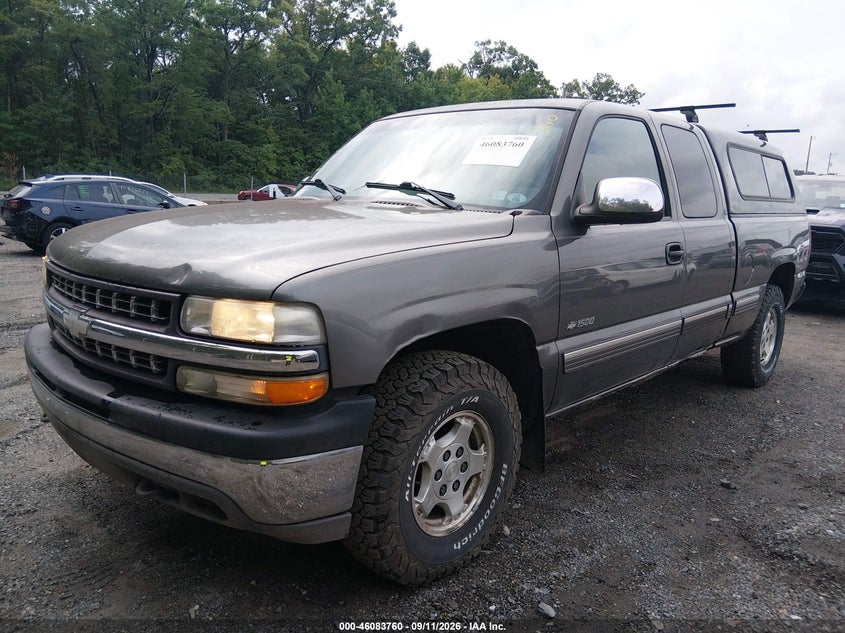 2001 CHEVROLET SILVERADO 1500 auction photo 2