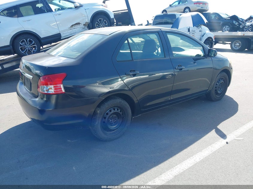 2012 TOYOTA YARIS auction photo 4
