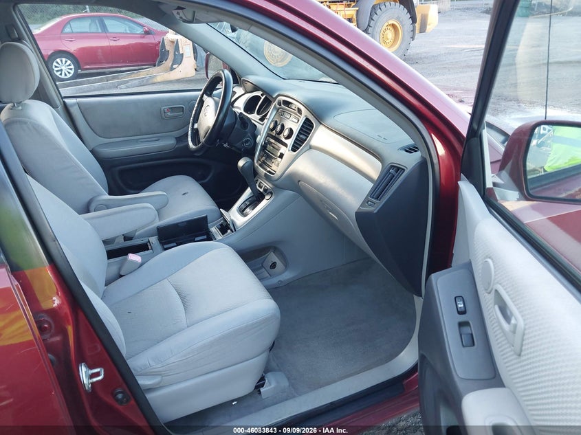 2005 TOYOTA HIGHLANDER auction photo 5