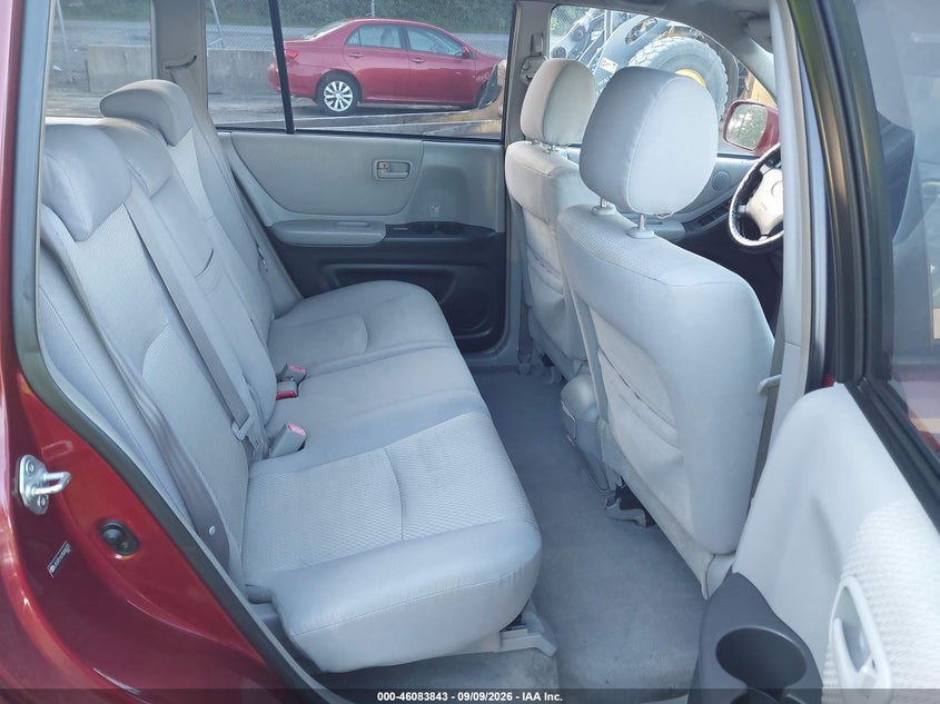 2005 TOYOTA HIGHLANDER auction photo 8