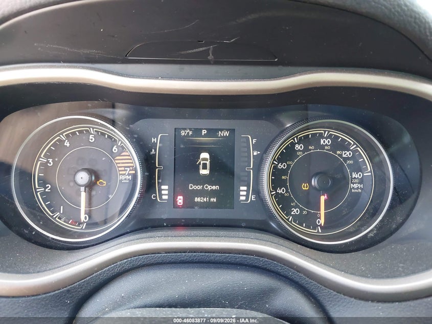 2016 JEEP CHEROKEE auction photo 7