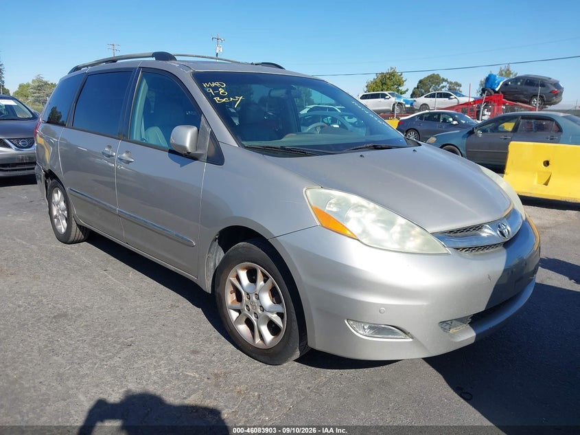 2006 TOYOTA SIENNA auction photo 1