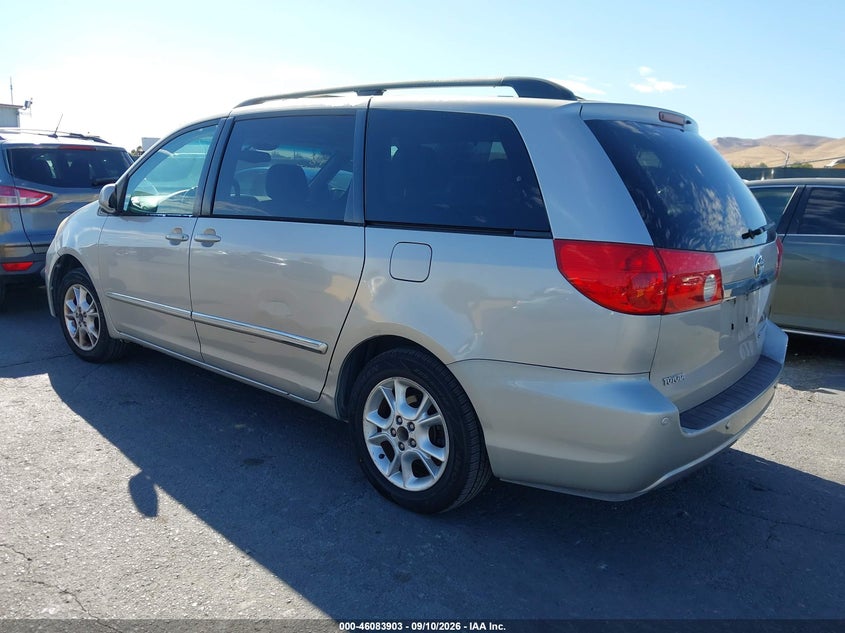 2006 TOYOTA SIENNA auction photo 3