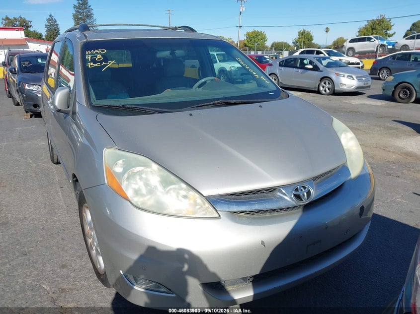 2006 TOYOTA SIENNA auction photo 6