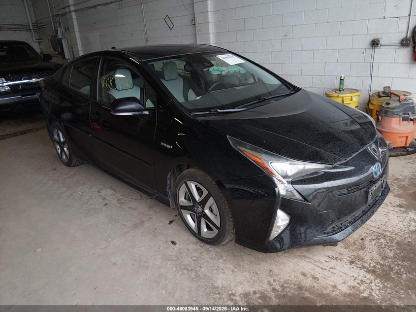 2016 TOYOTA PRIUS auction photo 1