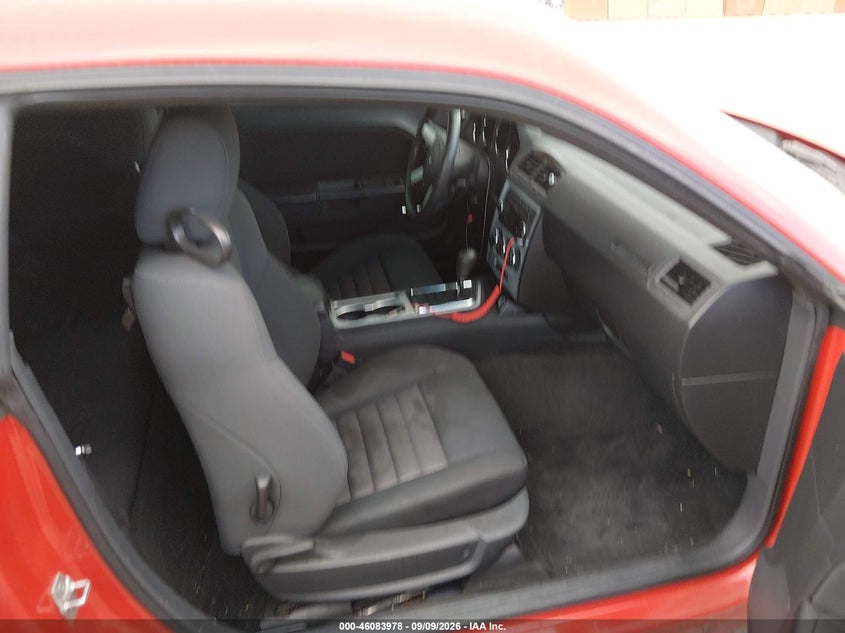 2010 DODGE CHALLENGER auction photo 5