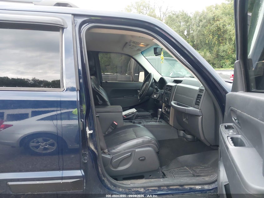2012 JEEP LIBERTY auction photo 5