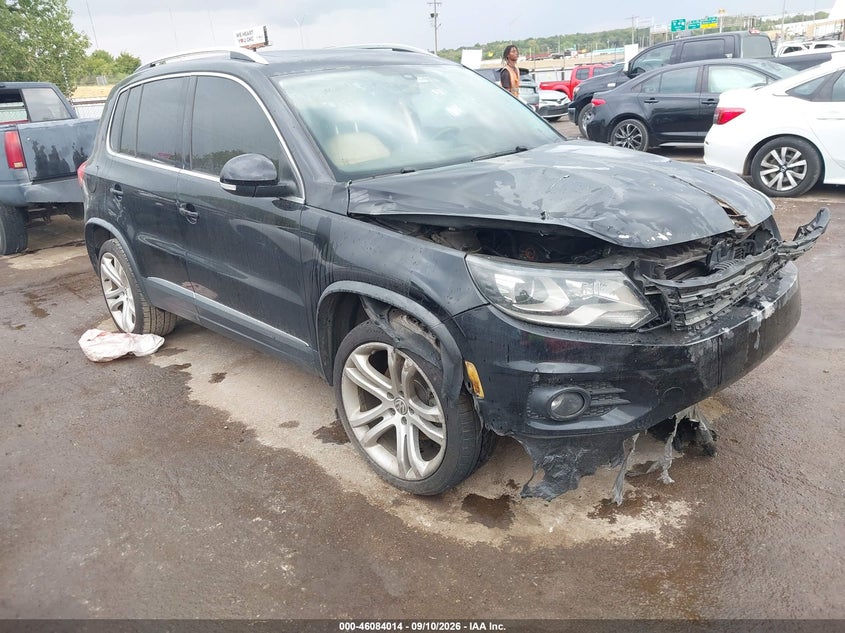 2013 VOLKSWAGEN TIGUAN auction photo 1