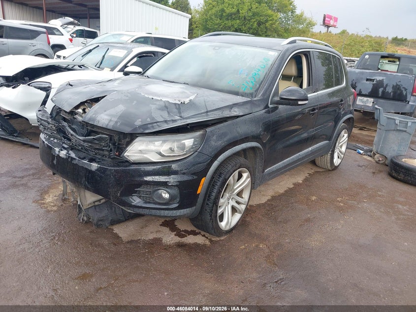 2013 VOLKSWAGEN TIGUAN auction photo 2