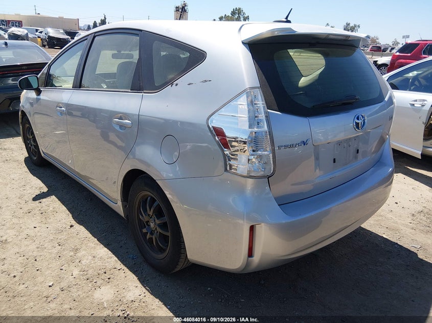 2013 TOYOTA PRIUS V auction photo 3