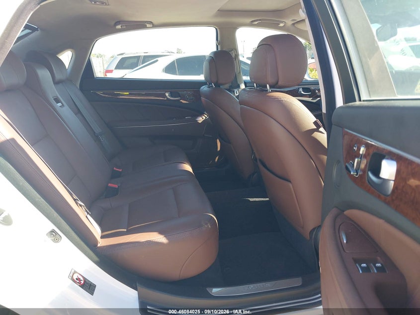 2014 HYUNDAI EQUUS auction photo 8