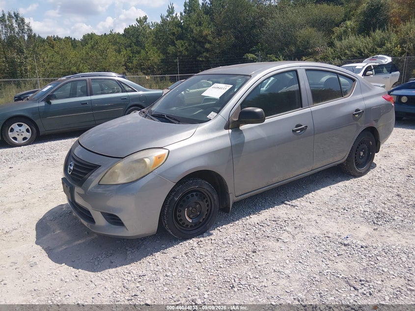 2013 NISSAN VERSA auction photo 2
