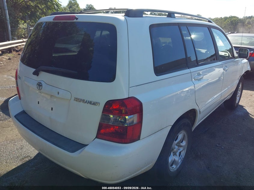 2004 TOYOTA HIGHLANDER auction photo 4