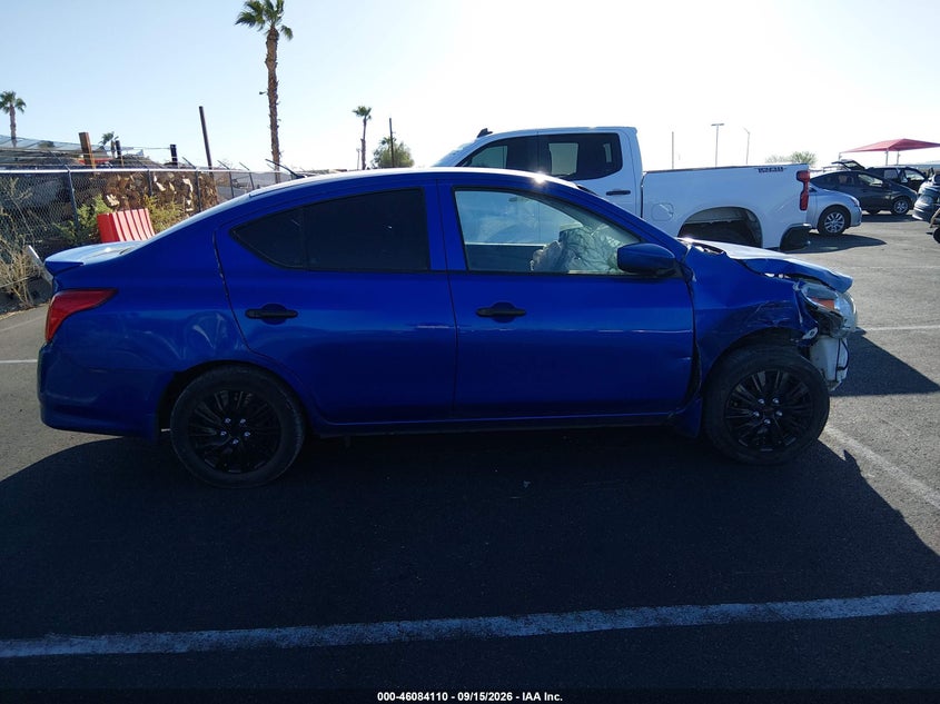 2016 NISSAN VERSA 1.6 S+ · Photo 14