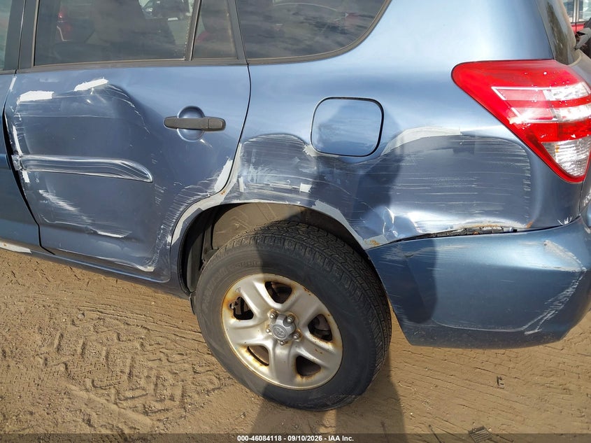 2010 TOYOTA RAV4 auction photo 6