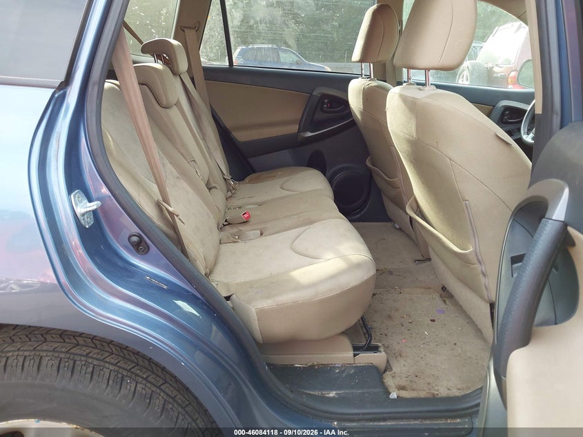 2010 TOYOTA RAV4 auction photo 8