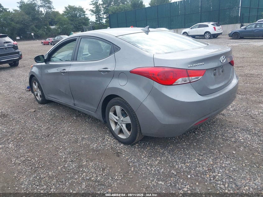 2011 HYUNDAI ELANTRA auction photo 3