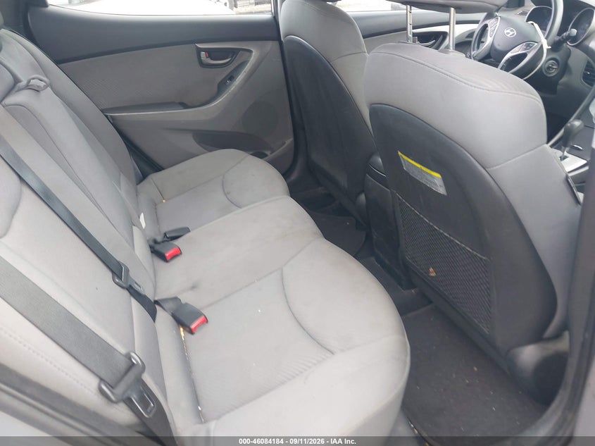 2011 HYUNDAI ELANTRA auction photo 8