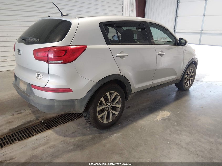2016 KIA SPORTAGE auction photo 4