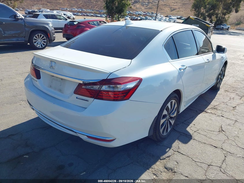 2017 HONDA ACCORD HYBRID auction photo 4