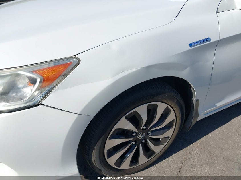 2017 HONDA ACCORD HYBRID auction photo 6