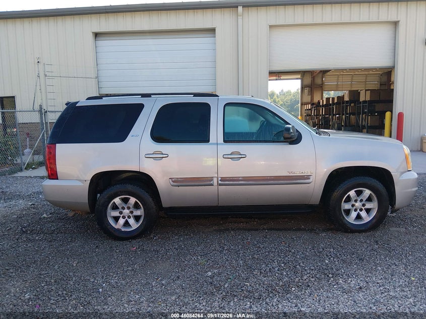 GMC YUKON 2007 VIN 1GKFC13J37R136323