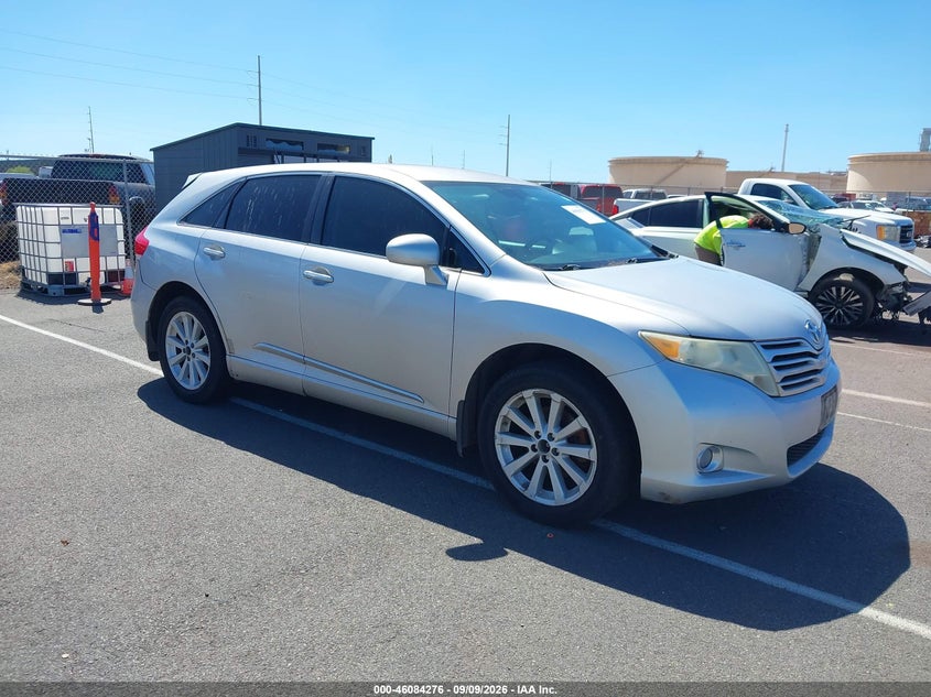 2011 TOYOTA VENZA auction photo 1