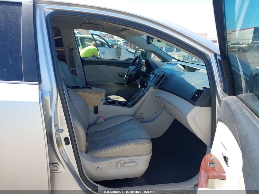 2011 TOYOTA VENZA auction photo 5