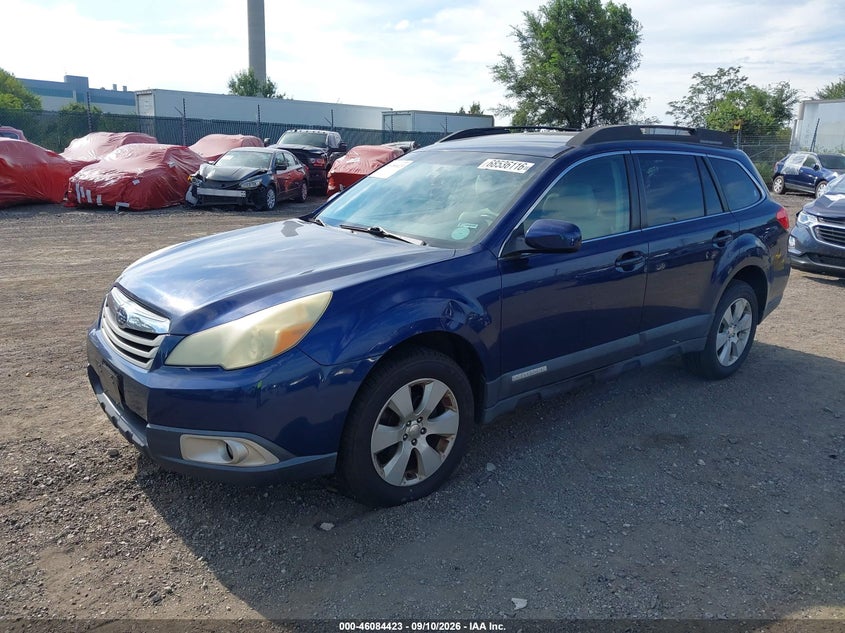 2010 SUBARU OUTBACK auction photo 2