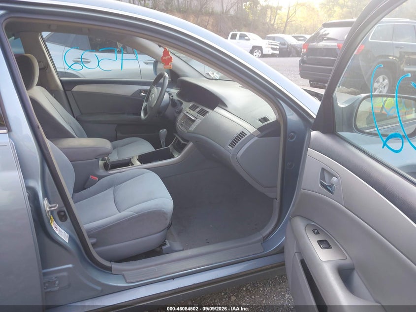 2009 TOYOTA AVALON auction photo 5