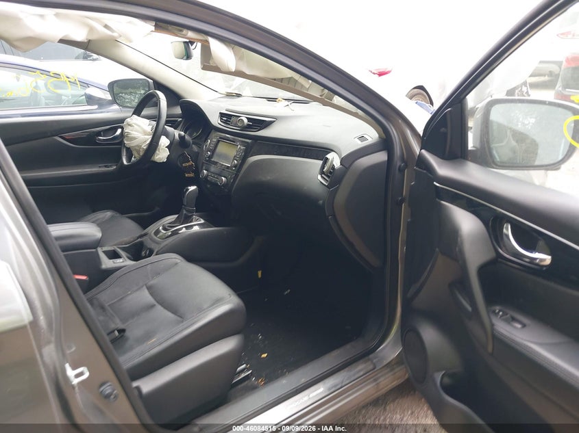 2017 NISSAN ROGUE SPORT auction photo 5