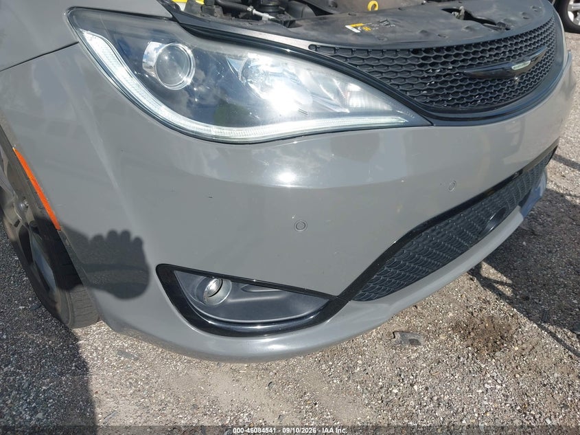2020 CHRYSLER PACIFICA auction photo 6