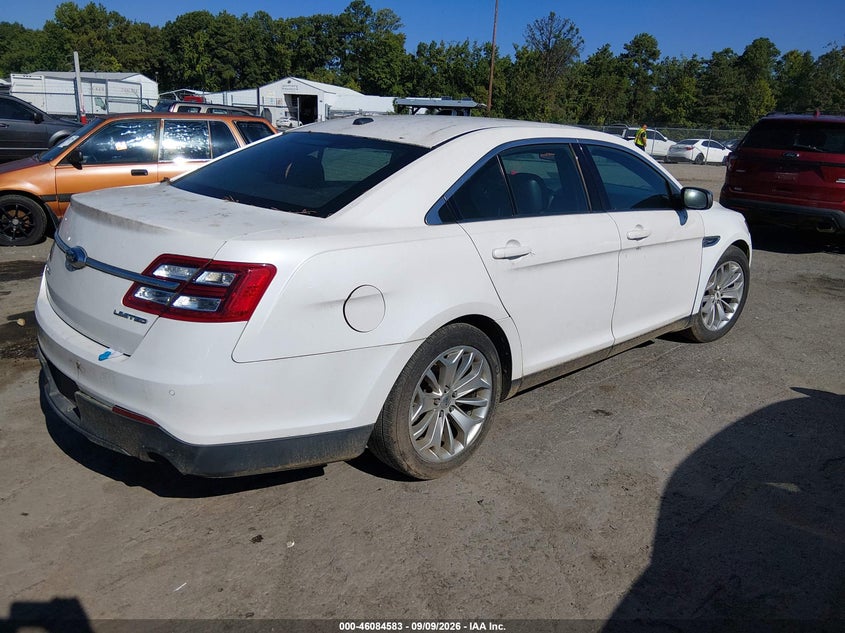 2013 FORD TAURUS auction photo 4