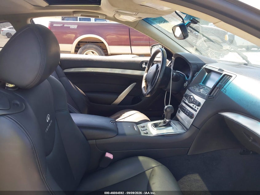 2014 INFINITI Q60 auction photo 5