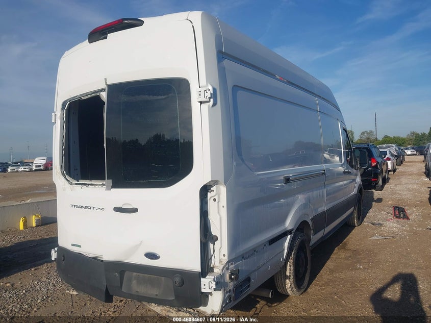 Vin: 1ftbr3xg0lkb81130, lot: 46584204, ford transit-250 cargo van 20204