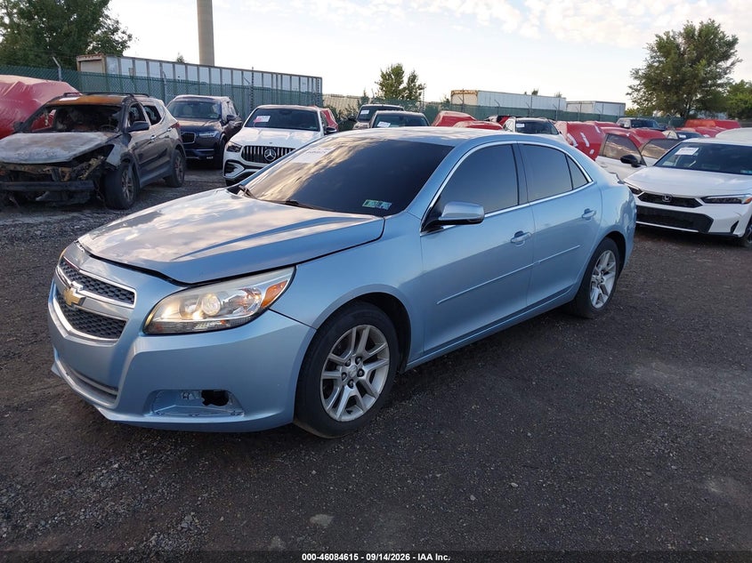 2013 Chevrolet Malibu, Удар сзади, IAAI, VIN 1G11C5SA8DU116486 — фото 2