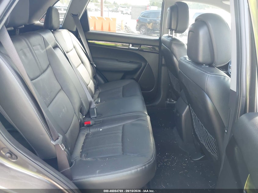 2013 KIA SORENTO auction photo 8