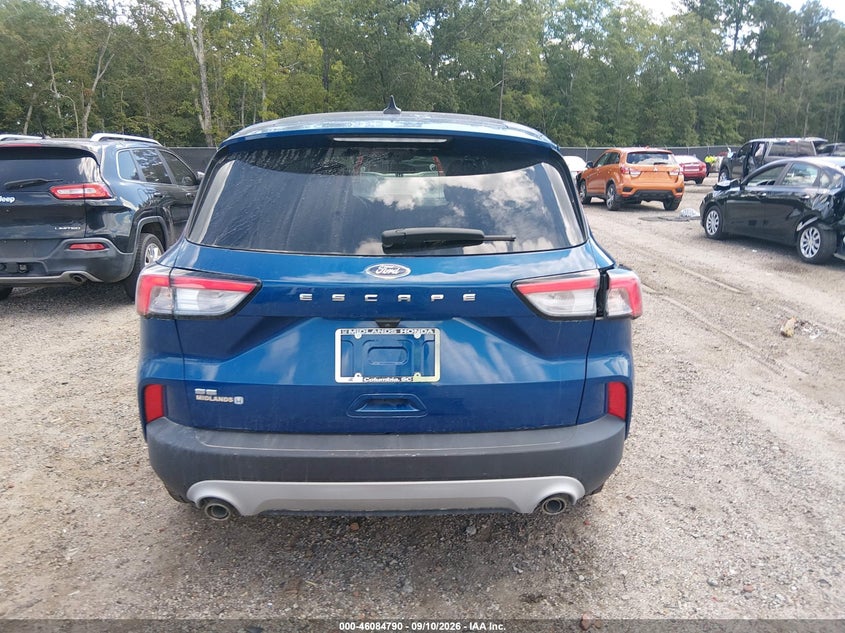 2022 Ford Escape (VIN: 1FMCU0G65NUC04834)