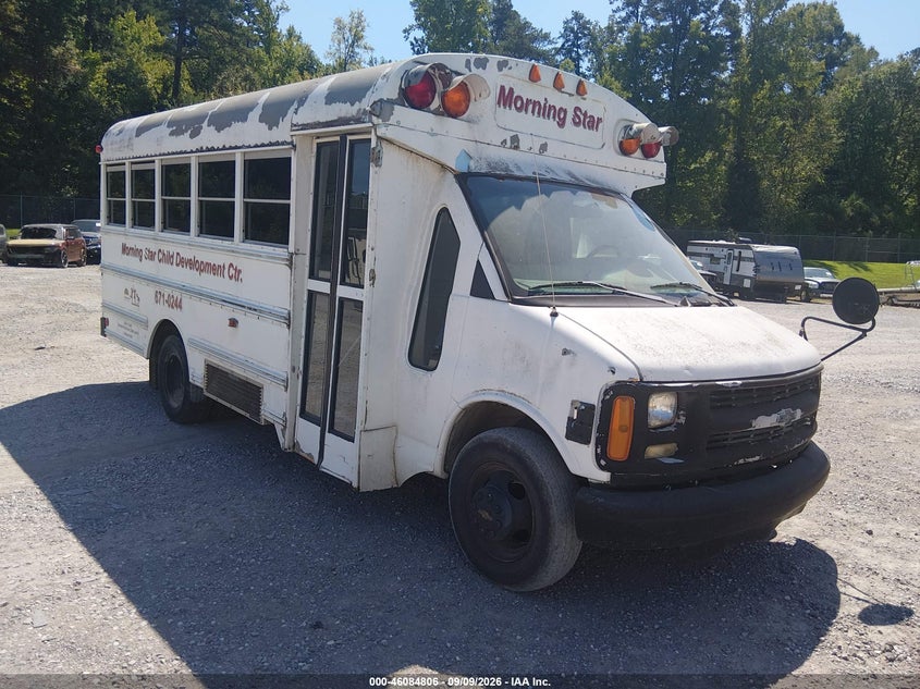 2000 CHEVROLET EXPRESS COMM CUTAWAY auction photo 1